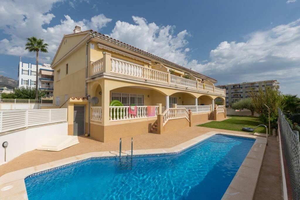 La Rapita - Apartamento De Dos Dormitorios Con Piscina Comunitaria Alcanar Ngoại thất bức ảnh