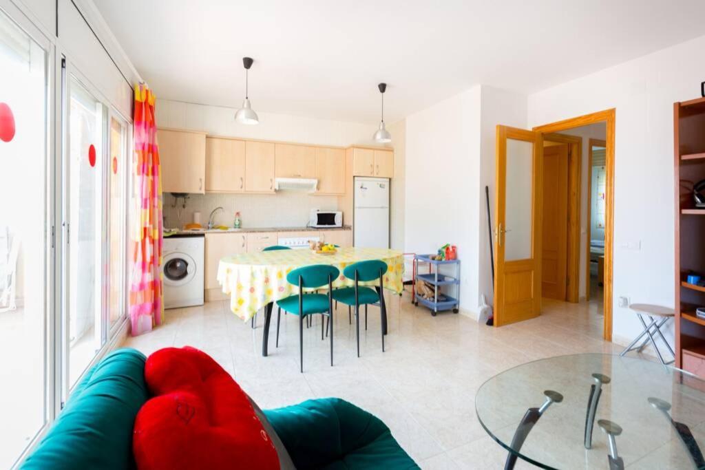 La Rapita - Apartamento De Dos Dormitorios Con Piscina Comunitaria Alcanar Ngoại thất bức ảnh