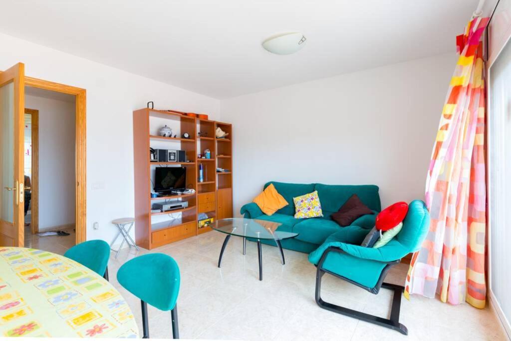 La Rapita - Apartamento De Dos Dormitorios Con Piscina Comunitaria Alcanar Ngoại thất bức ảnh